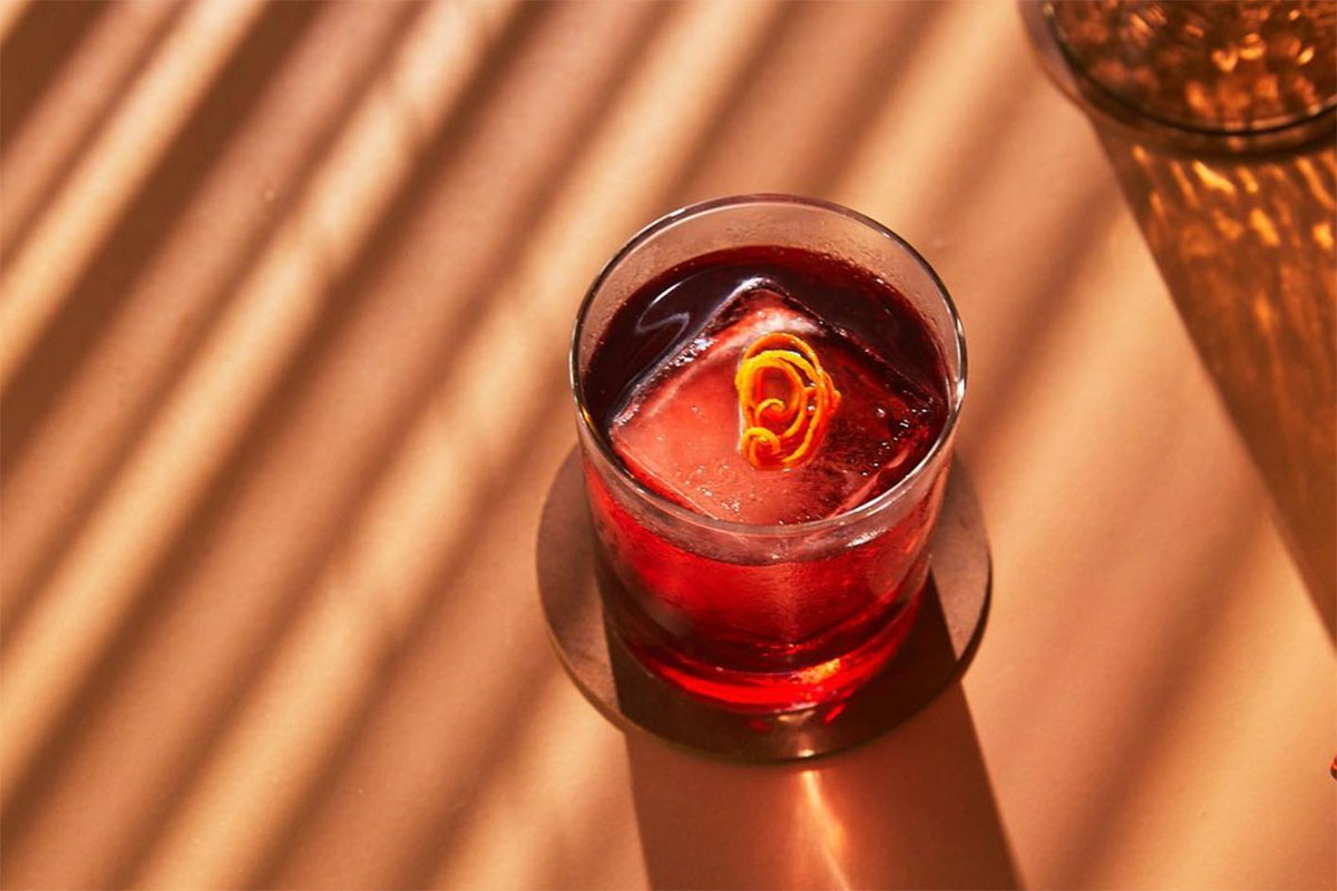 Negroni at Bar Evelyn, Coolangatta (image by Jared O'Sullivan)